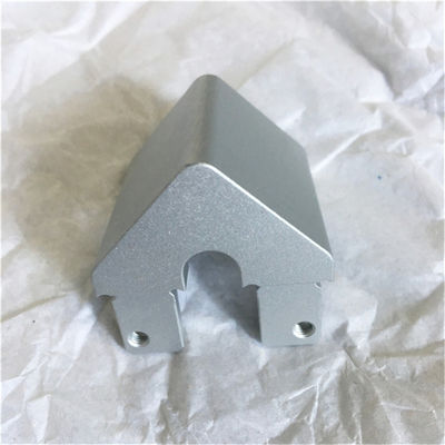 อลูมิเนียมที่กำหนดเองความแม่นยำ CNC Machining Endcap พร้อมการเจาะ